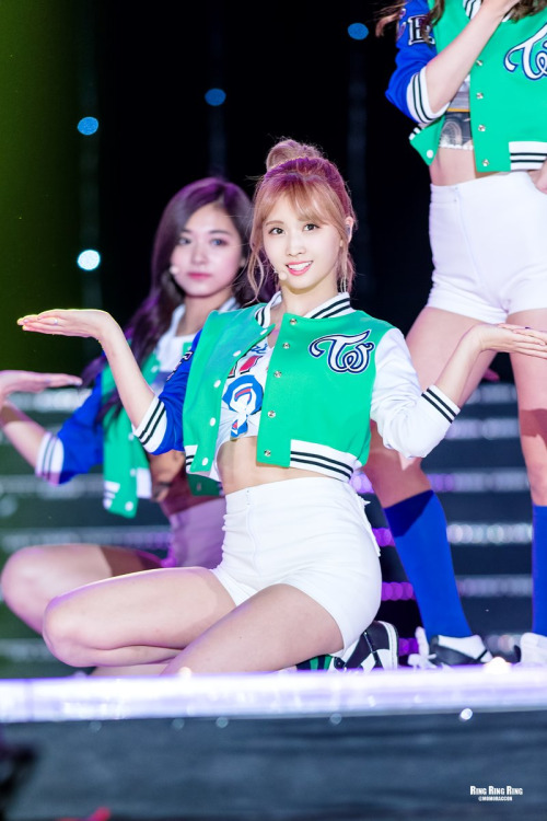 Hirai Momo Hirai Momo