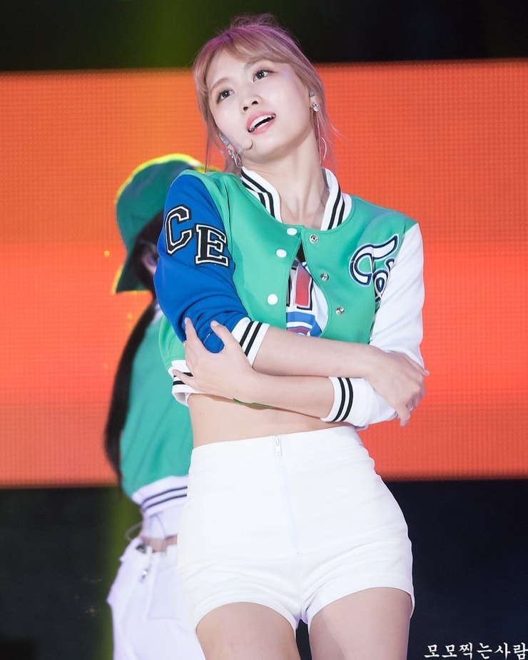 Hirai Momo