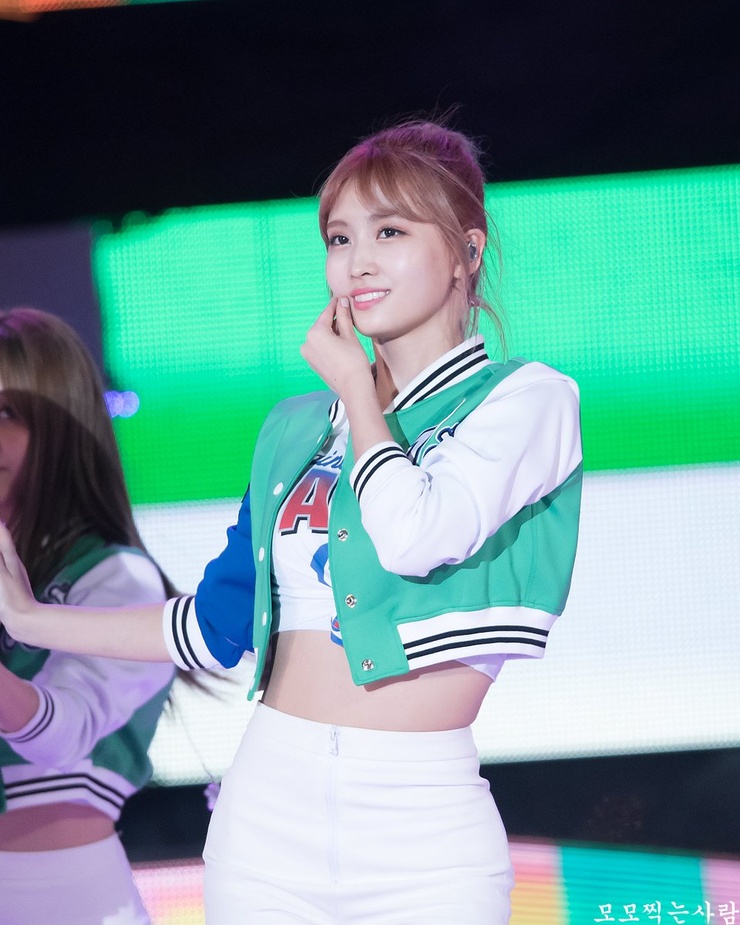 Hirai Momo Hirai Momo