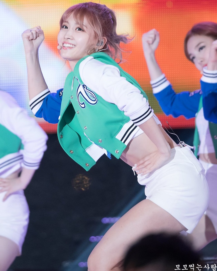 Hirai Momo