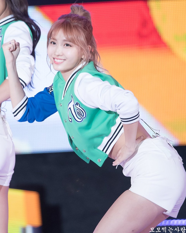 Hirai Momo Hirai Momo