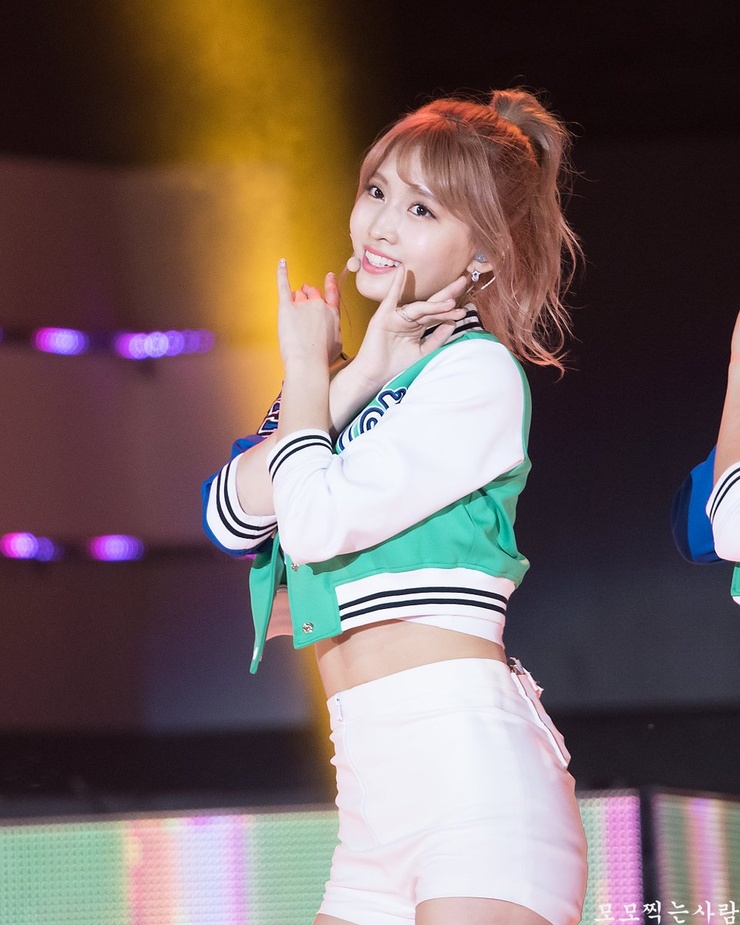 Hirai Momo