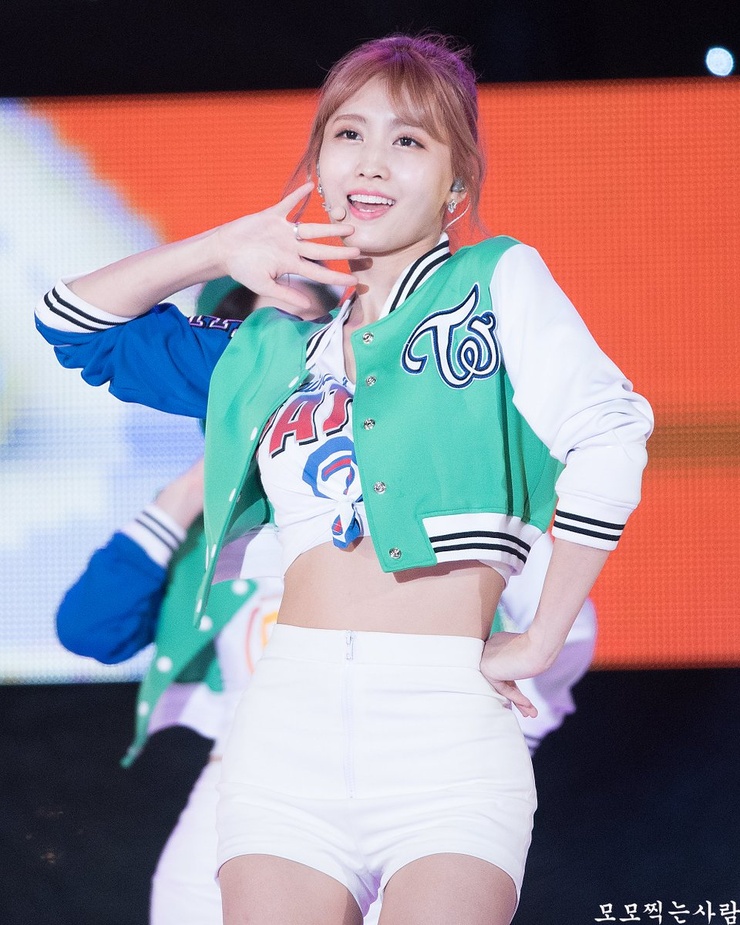 Hirai Momo