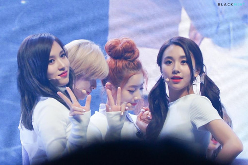 Myoui Mina