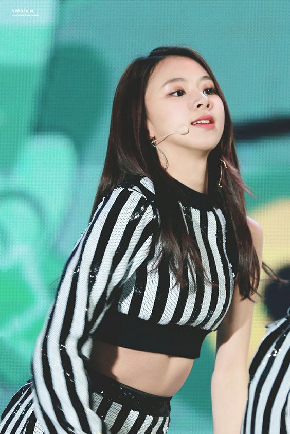 Son Chae Young Son Chae Young