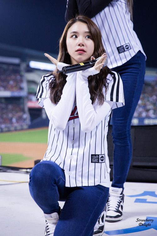 Son Chae Young Son Chae Young