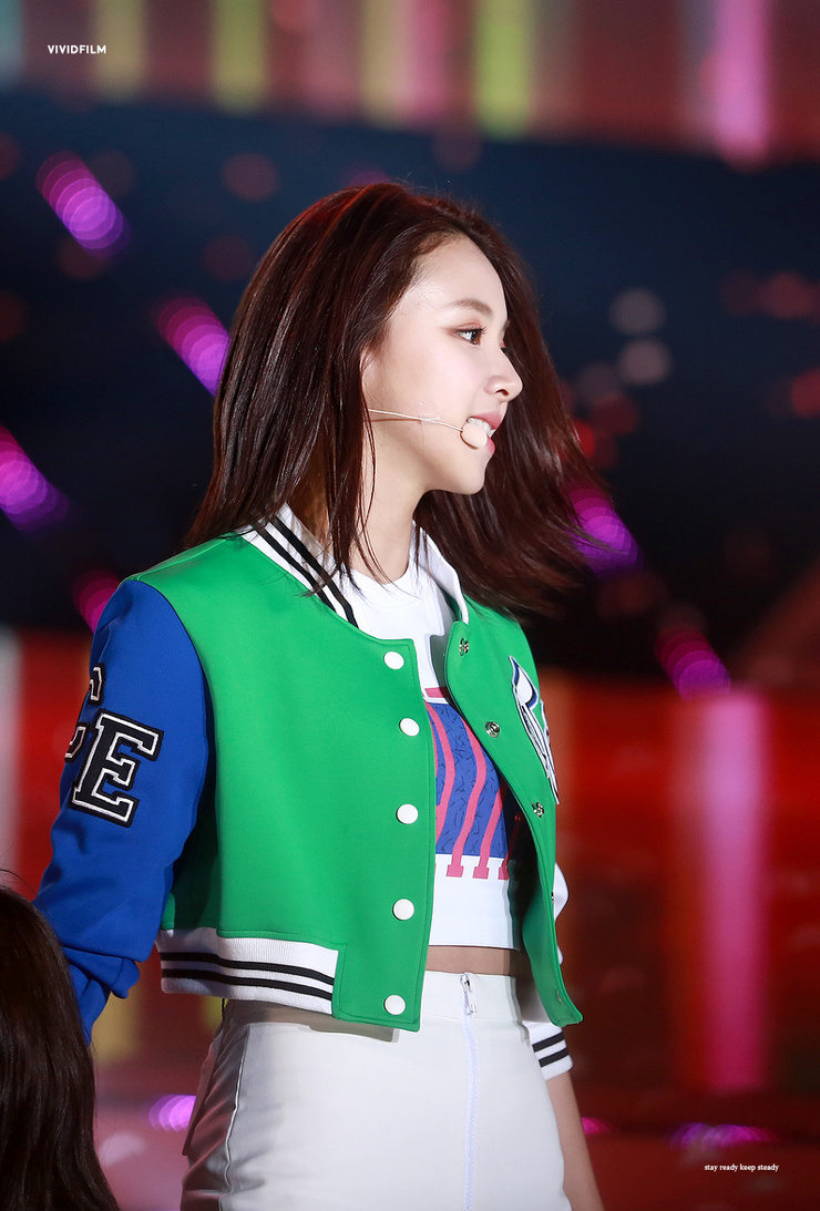 Son Chae Young