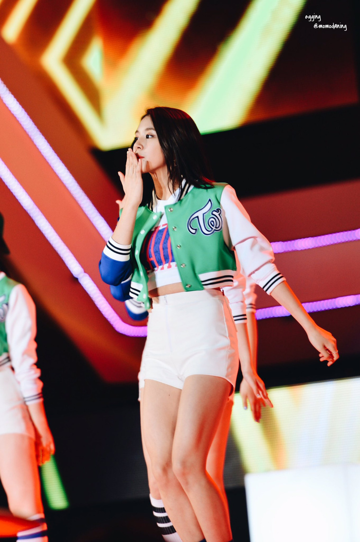 Son Chae Young Son Chae Young