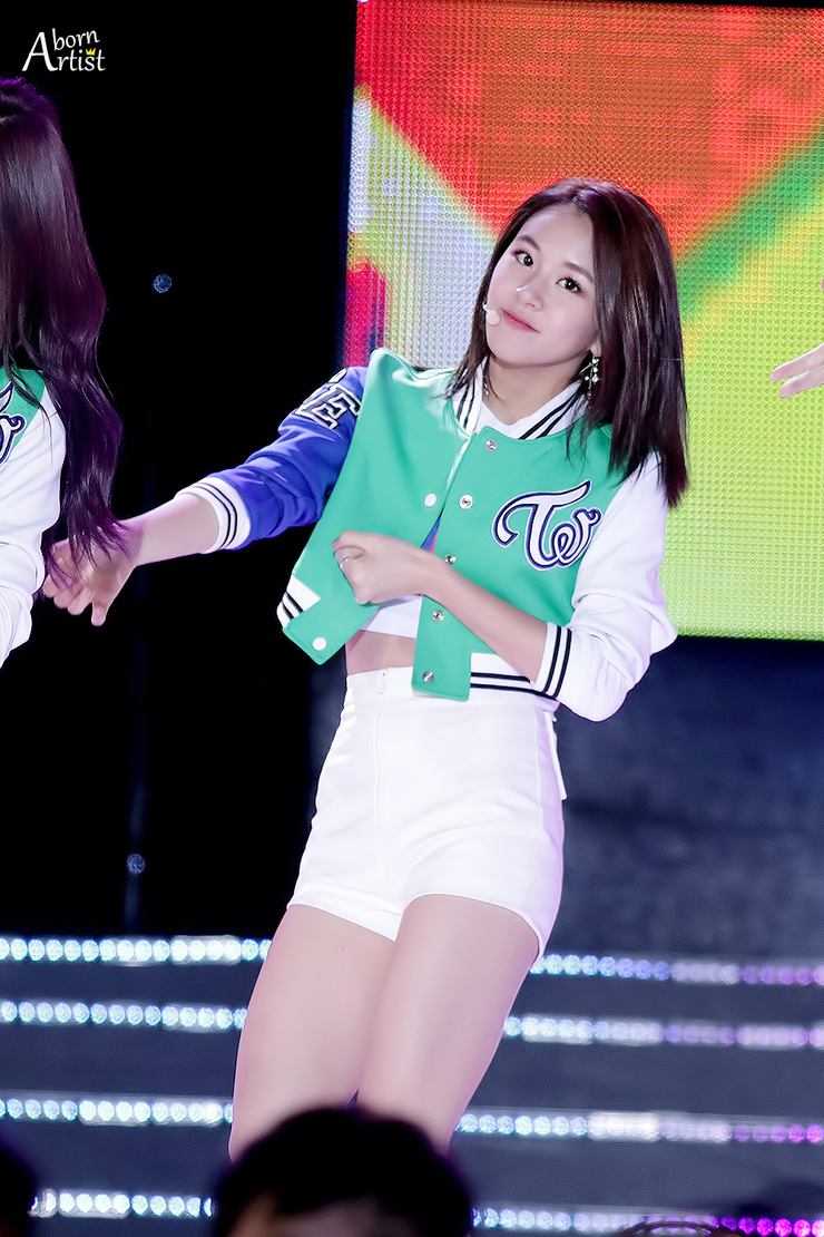 Son Chae Young