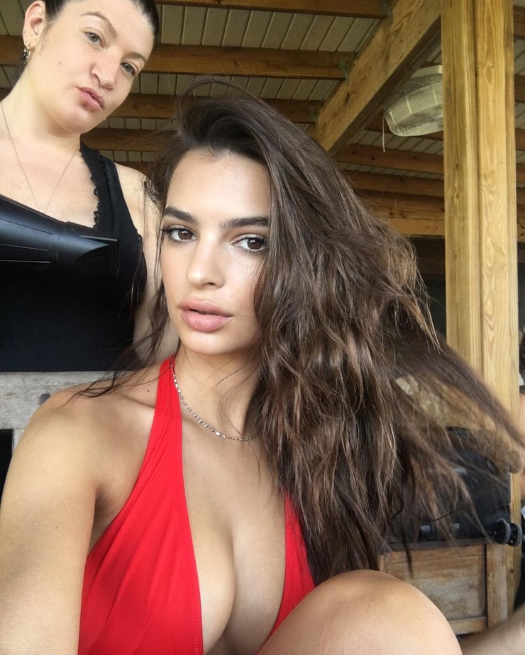 Emily Ratajkowski