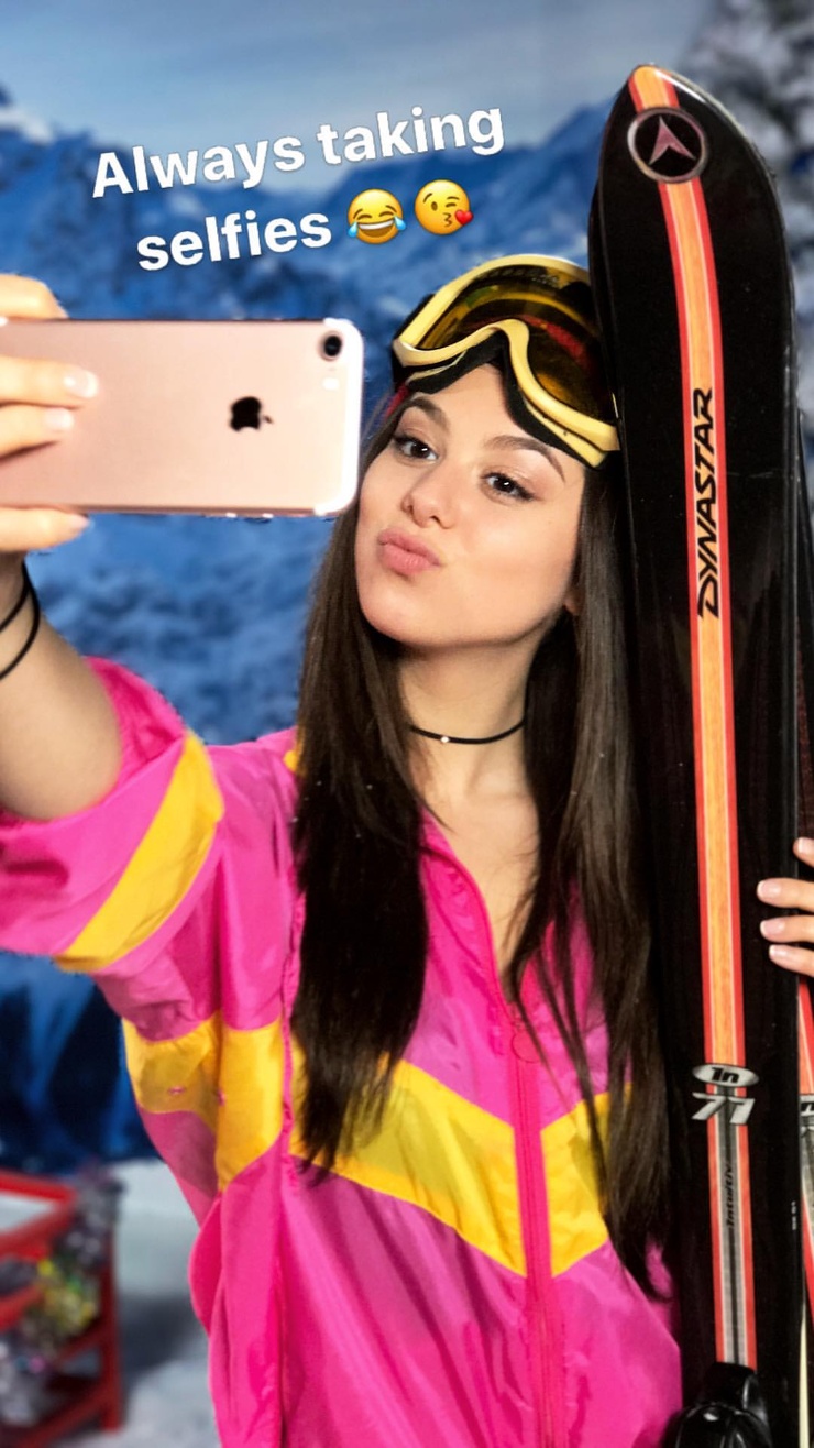 Kira Kosarin