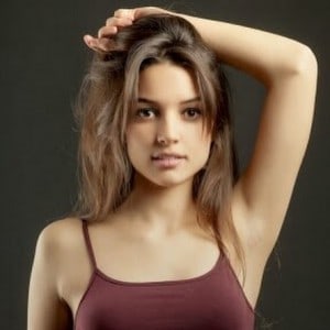 Damla Colbay Damla Colbay
