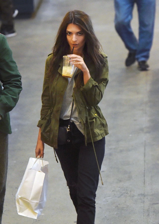 Emily Ratajkowski