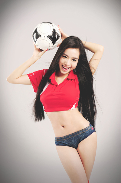 Elly Nguyen