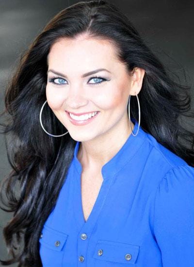 Cassandra Searles