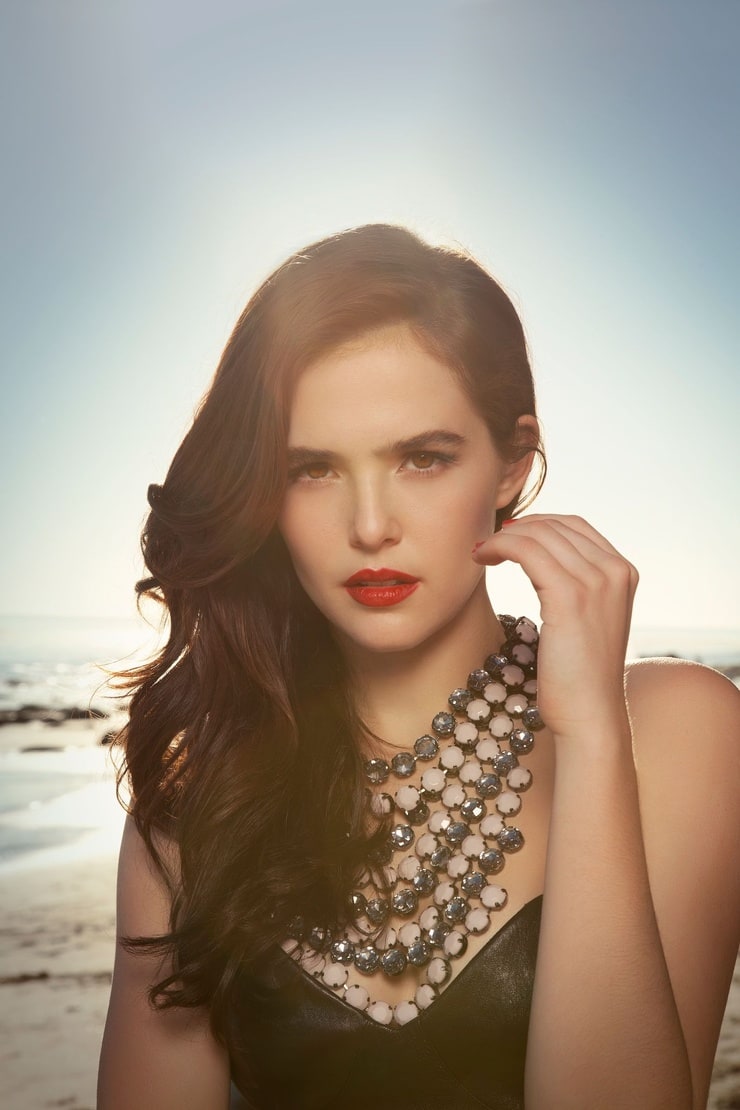 Zoey Deutch