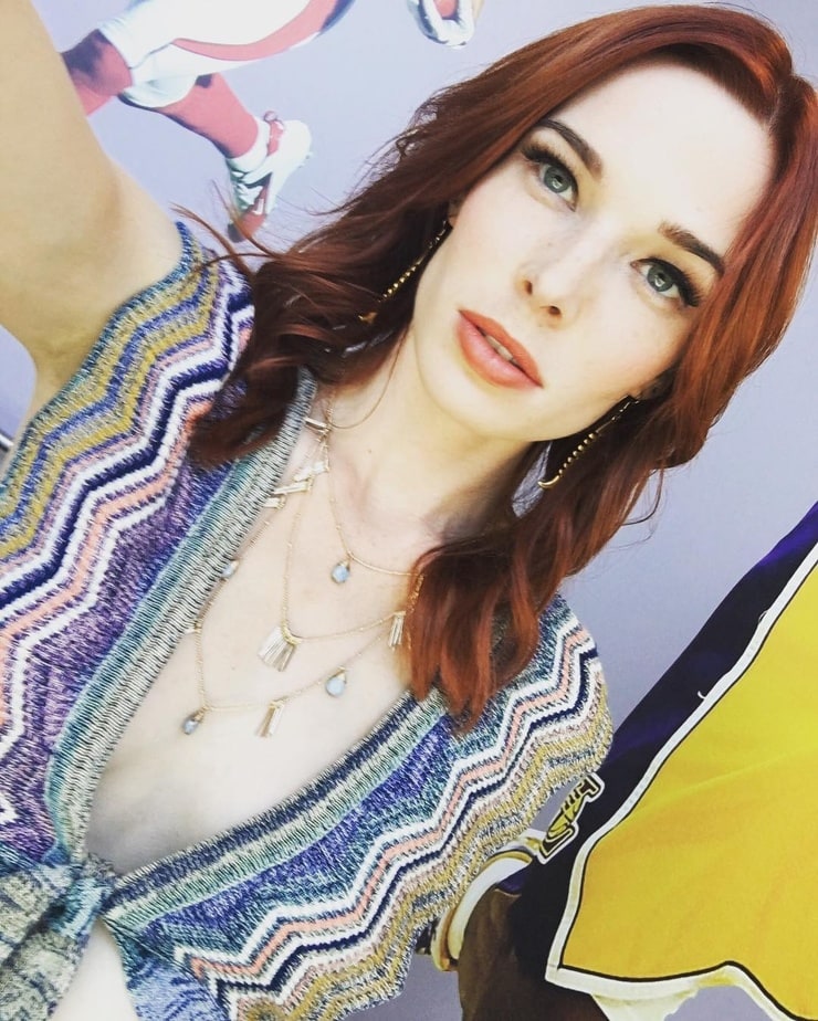 Chloe Dykstra