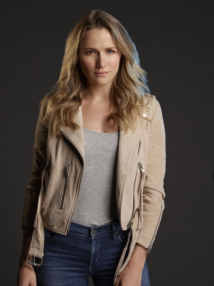 Shantel VanSanten