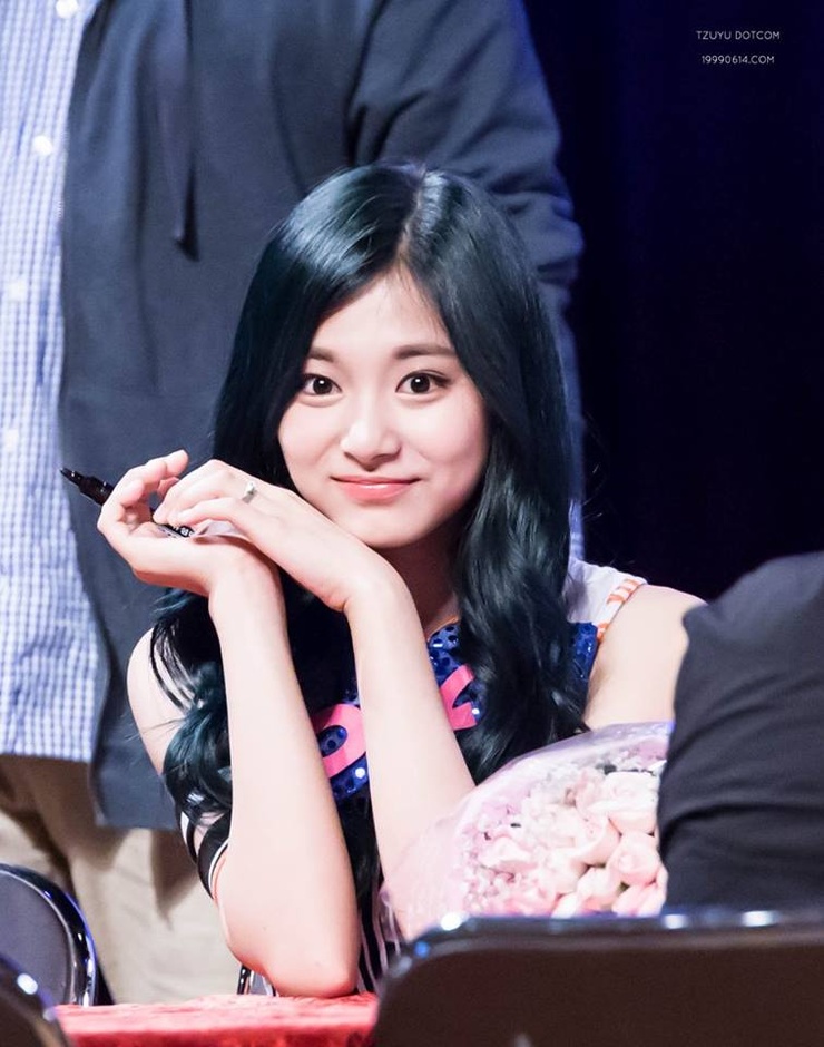 Chou Tzu-yu (Tzuyu)
