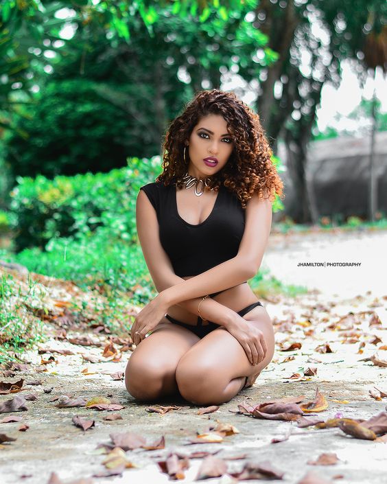 Abigail de Souza Abigail de Souza
