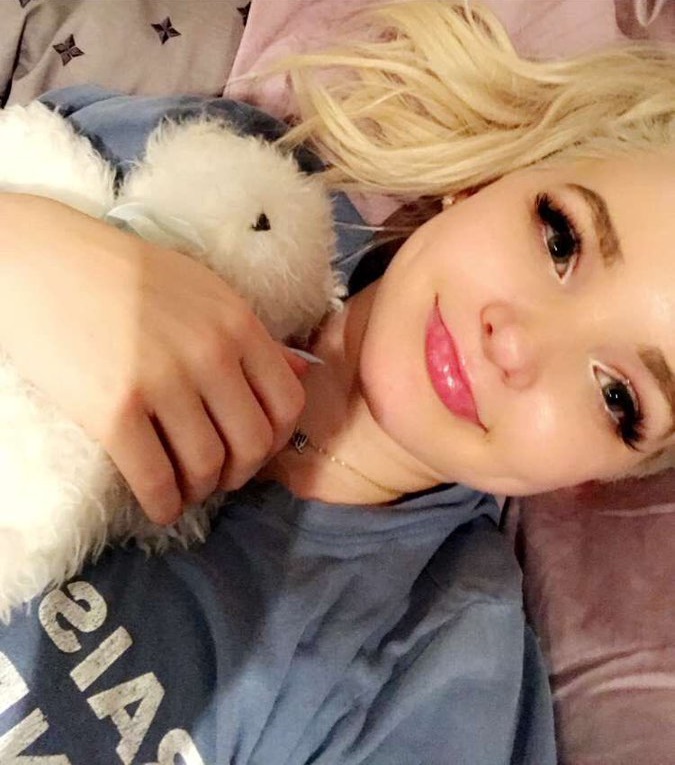 Dove Cameron