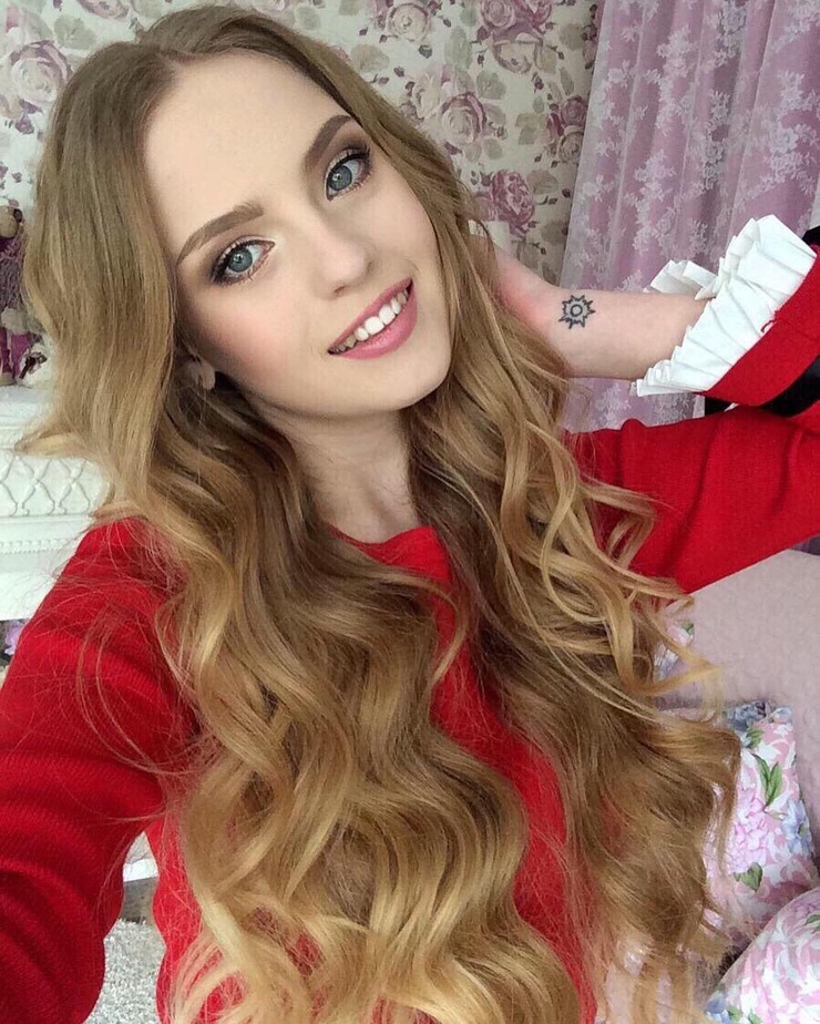 Oksana Neveselaya Oksana Neveselaya