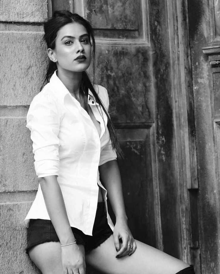 Nia Sharma
