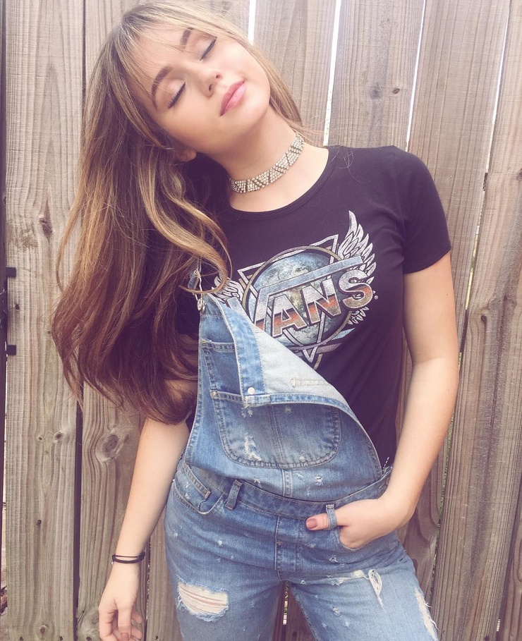 Brec Bassinger Brec Bassinger
