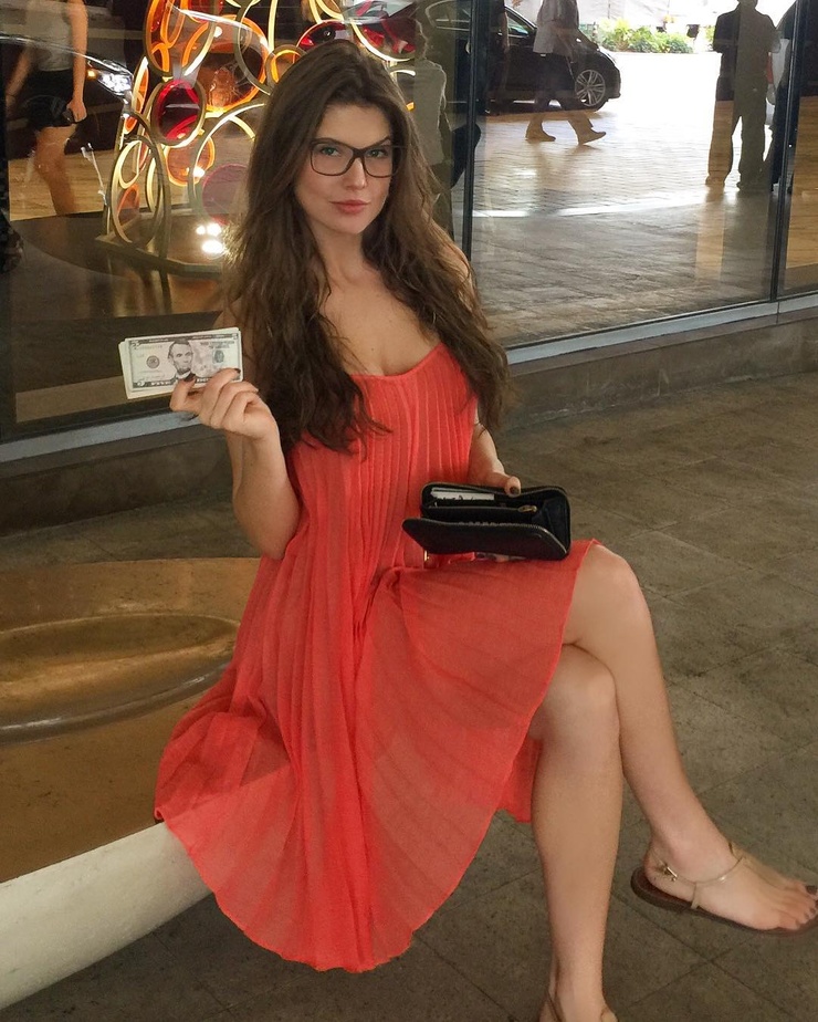 Amanda Cerny Amanda Cerny