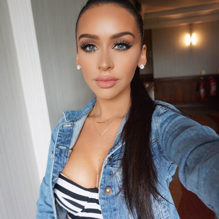 Carli Bybel Carli Bybel