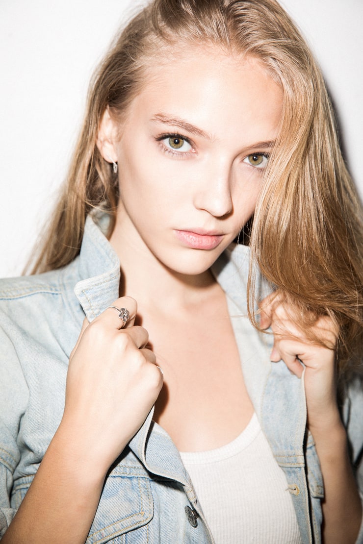 Allie Lewis