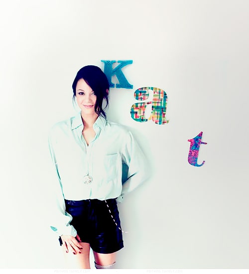 Kathryn Prescott