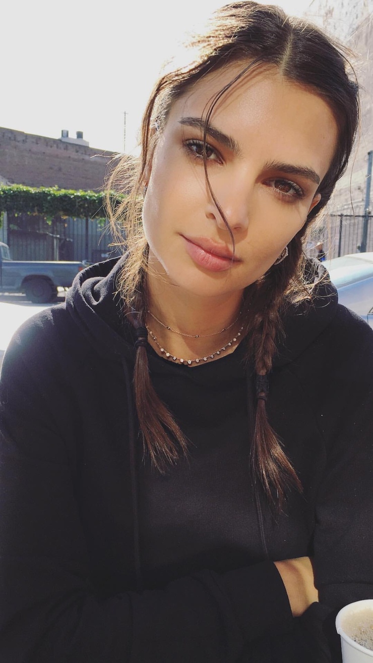 Emily Ratajkowski