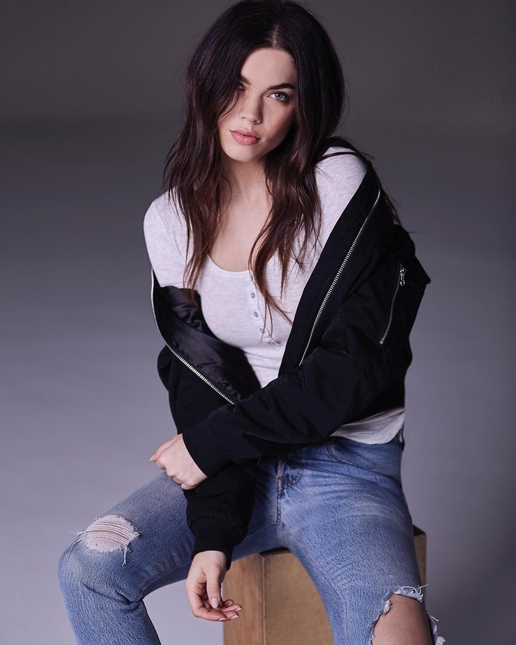 Aarika Wolf Aarika Wolf