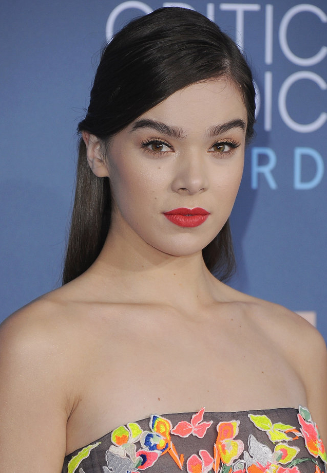 Hailee Steinfeld