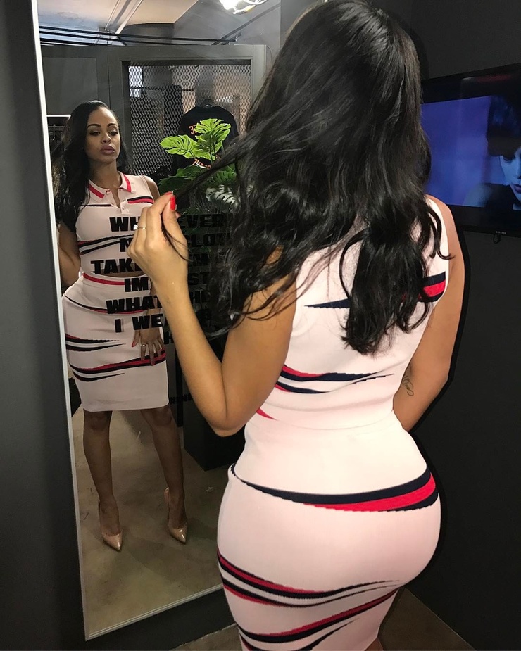 Analicia Chaves Analicia Chaves