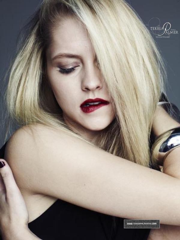 Teresa Palmer Teresa Palmer