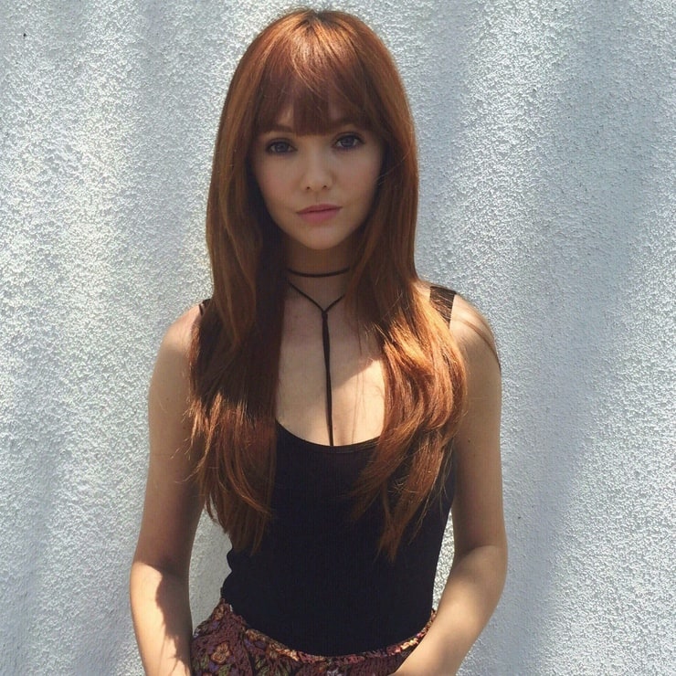 Hannah Rose May picture