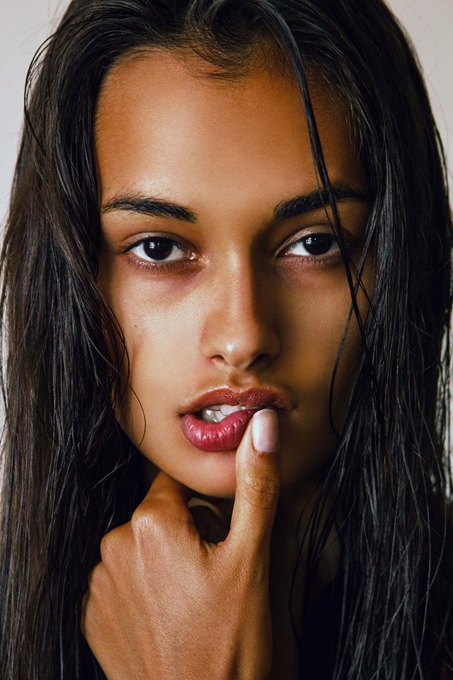 Gizele Oliveira Gizele Oliveira