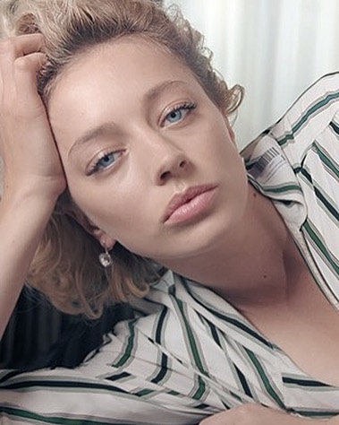 Caroline Vreeland image