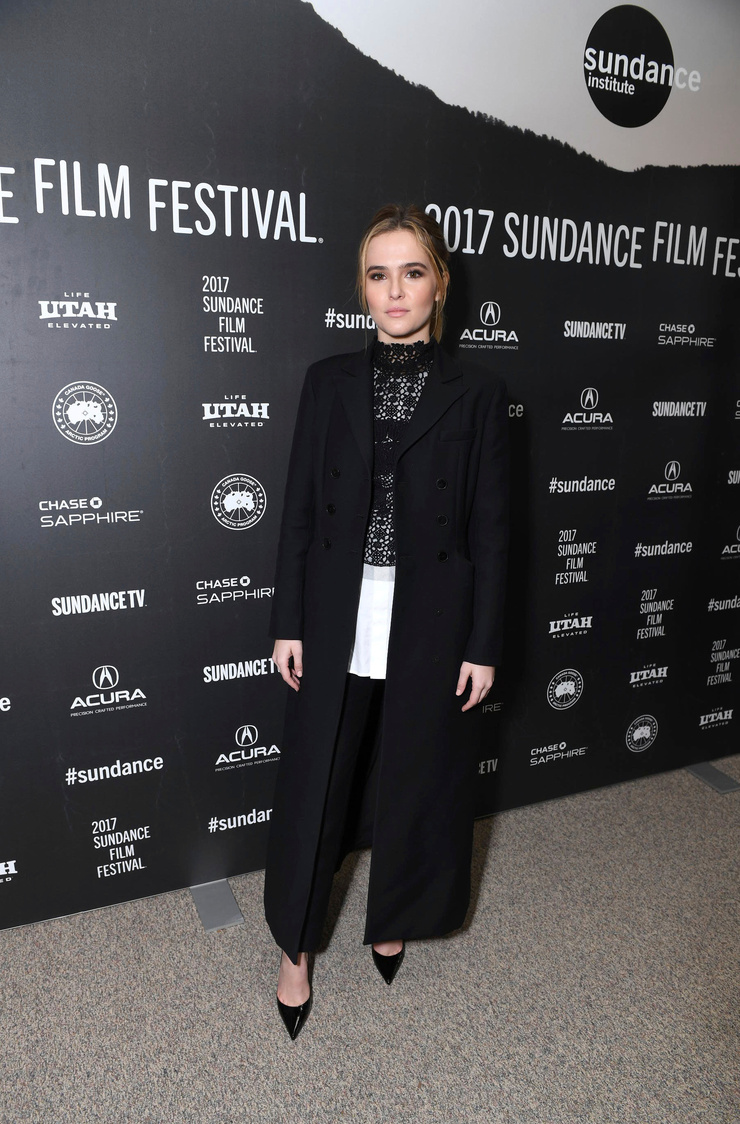 Zoey Deutch