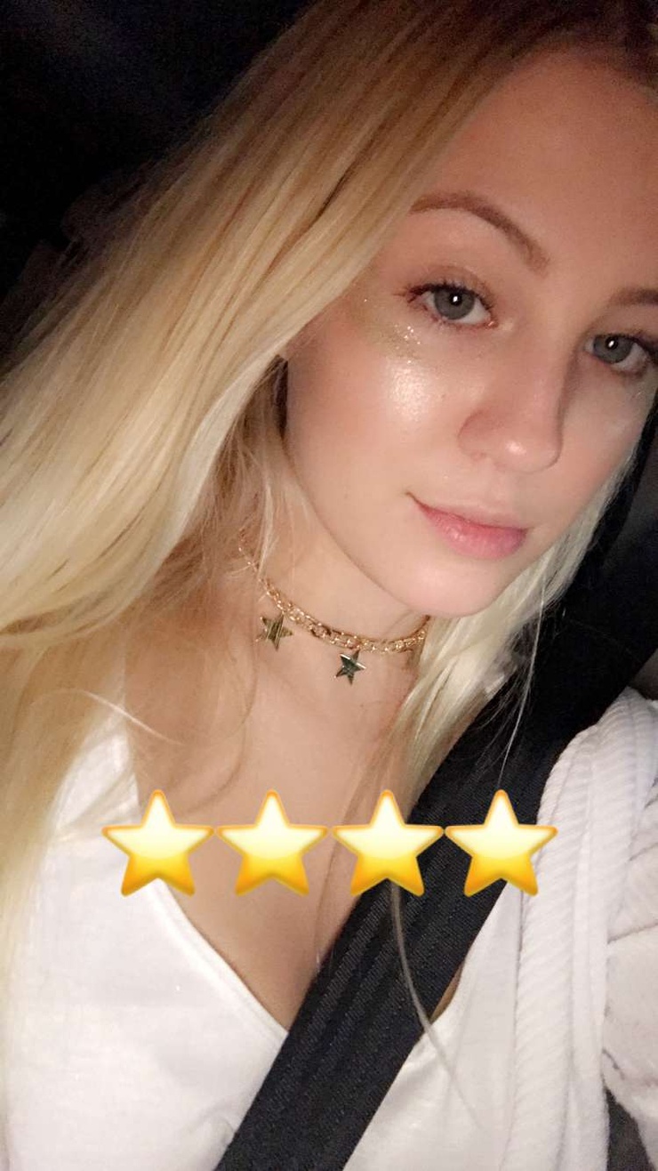 Ava Sambora