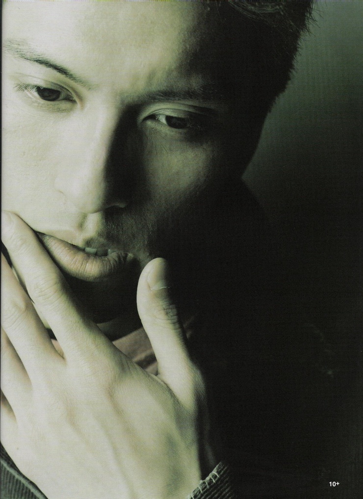 Tomoya Nagase