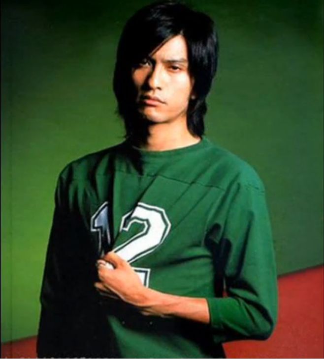 Tomoya Nagase Tomoya Nagase