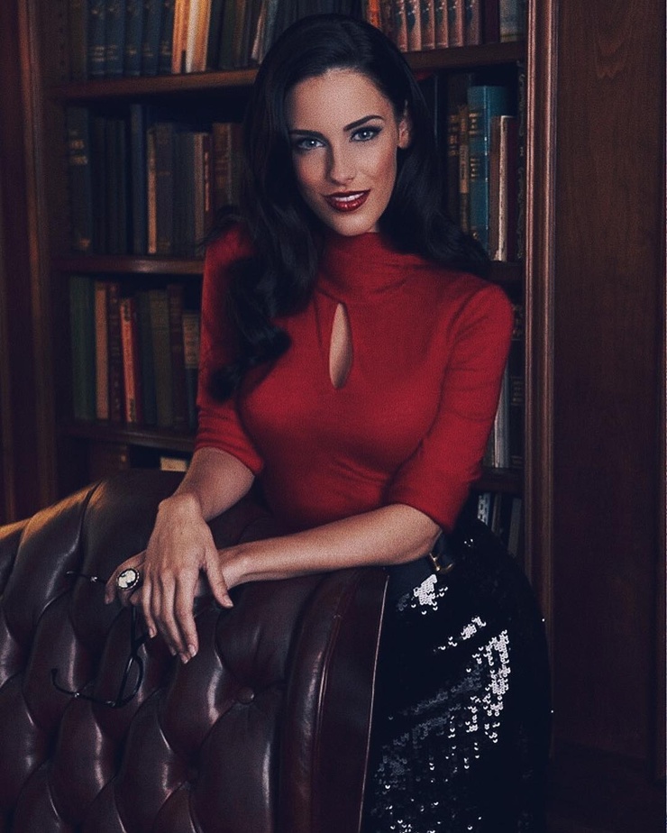 Jessica Lowndes