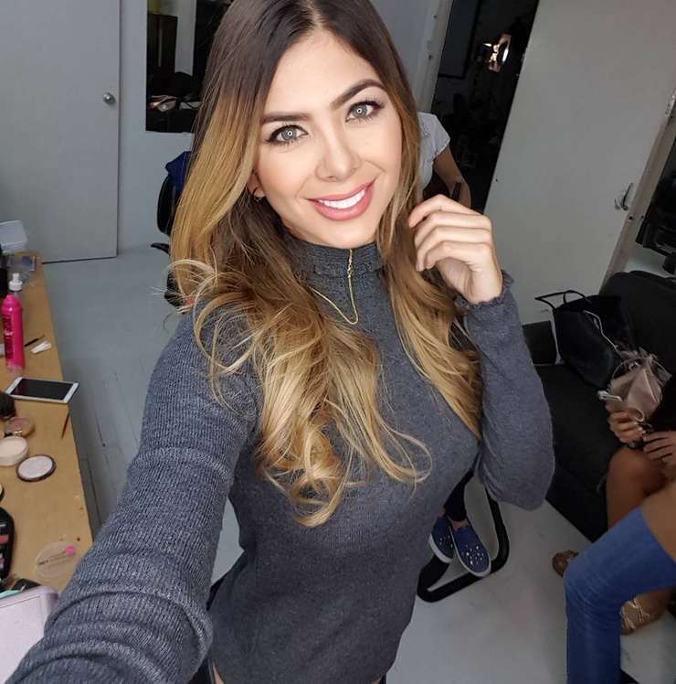 Mariana Dávalos Mariana Dávalos