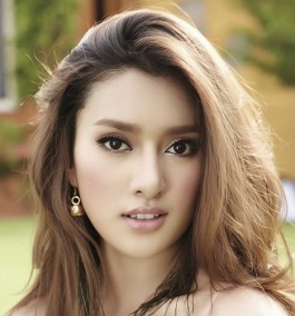 Chotima Navakunakorn