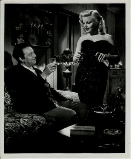 Cleo Moore