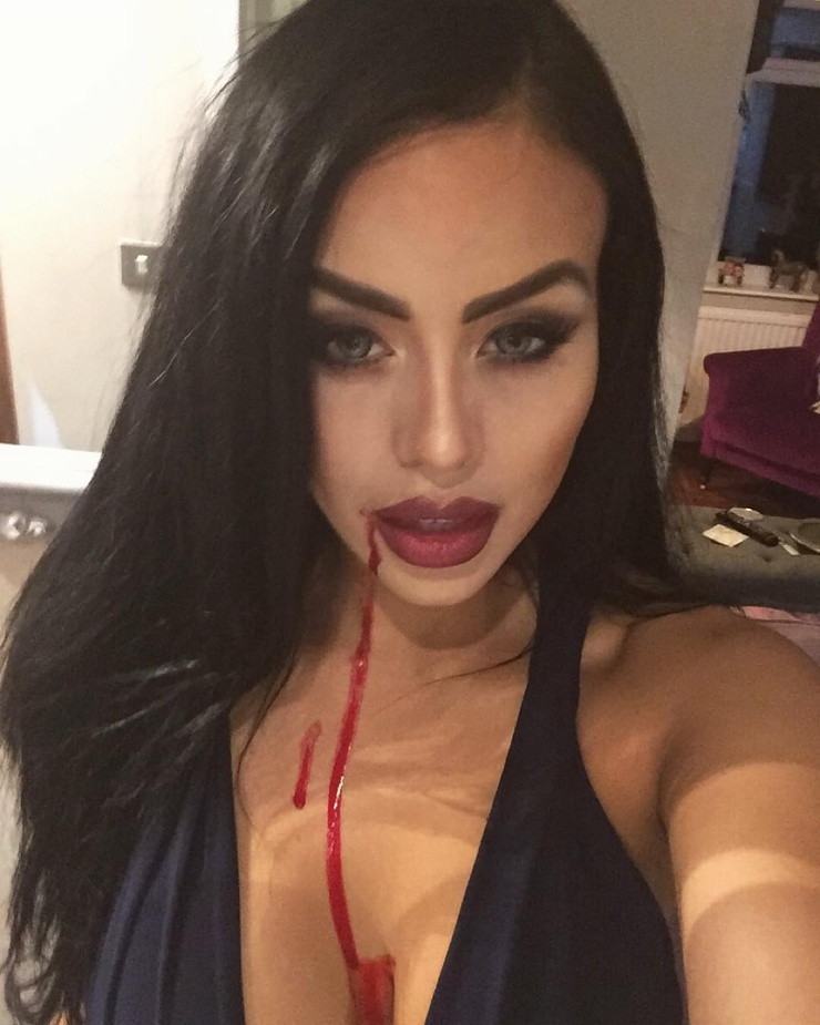 Chloe Saxon Chloe Saxon