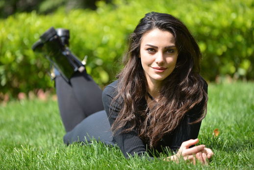 Tuvana Türkay Tuvana Türkay